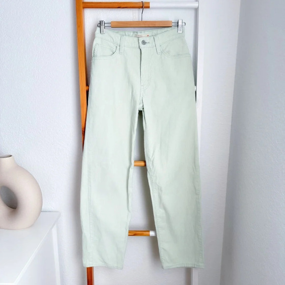 Levi's Women's 94 Baggy Meadow Mist Corduroy Mint Green Straight Leg Pants Jenas - Picture 1 of 14